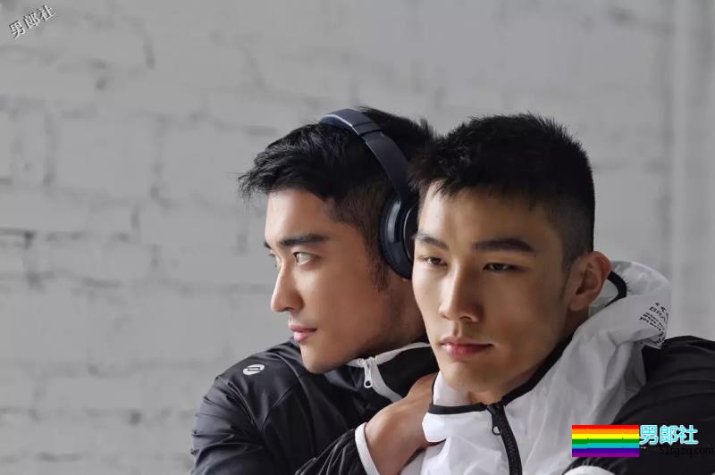 樊野新宠？20岁美籍华人靠樊野大腿风情万种 - 51虹马