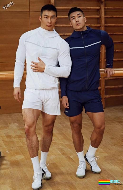 樊野新宠？20岁美籍华人靠樊野大腿风情万种 - 51虹马