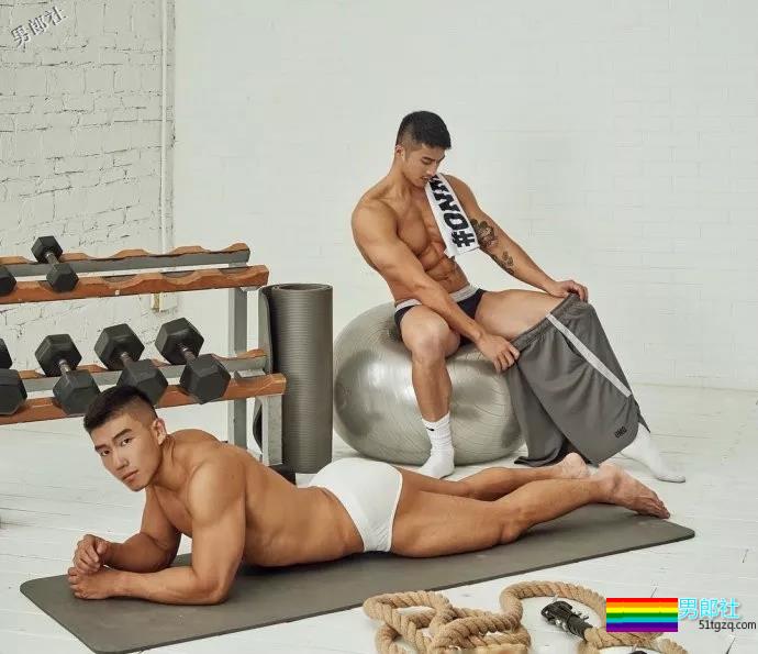 樊野新宠？20岁美籍华人靠樊野大腿风情万种 - 51虹马