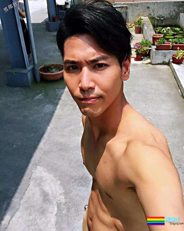 言承旭与寸头肌肉男友同居？官方回应出柜绯闻 - 51虹马