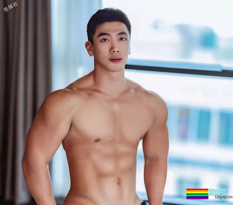 大胸肌叮当猫扒到了,在线晒翘臀,私底下太Sexxxxxy! - 51虹马 大胸肌叮当猫扒到了,在线晒翘臀,私底下太Sexxxxxy! - 51虹马