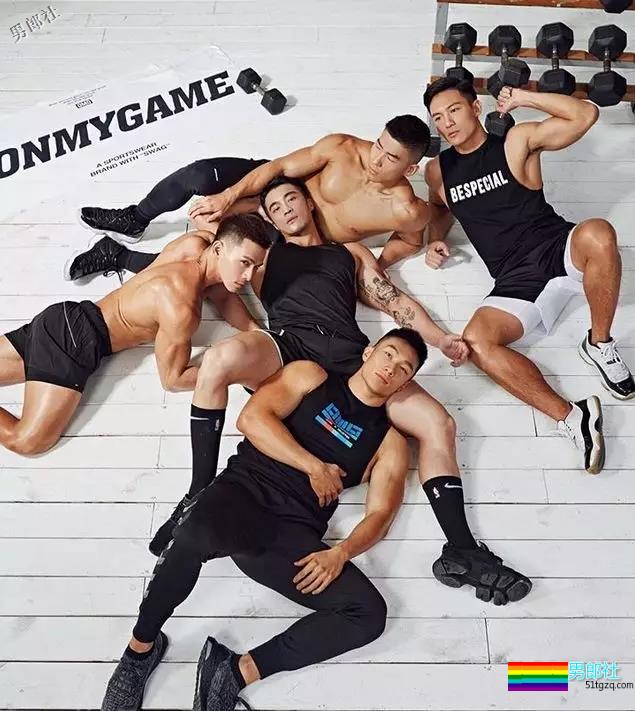 血洗朋友圈的樊野新宠，头枕大腿硬照已出。 - 51虹马