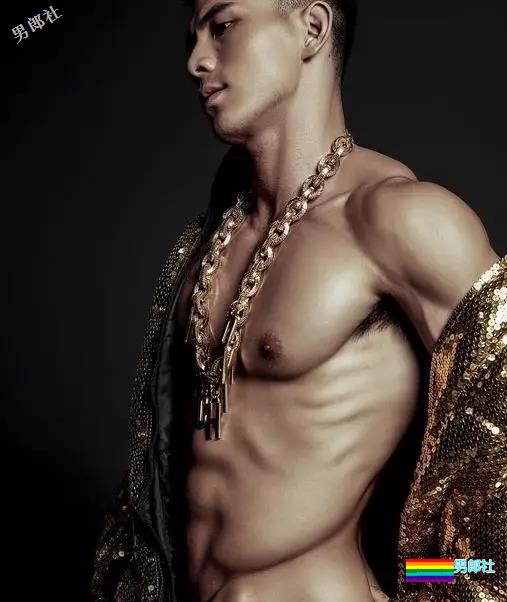 血洗朋友圈的樊野新宠，头枕大腿硬照已出。 - 51虹马