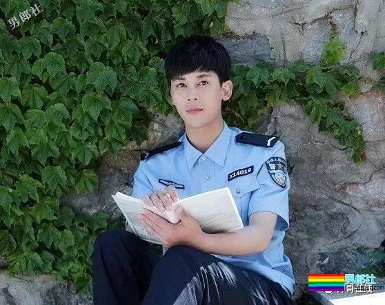 清爽干净的校草小哥哥,是你想相亲的男朋友吗? - 51虹马 清爽干净的校草小哥哥,是你想相亲的男朋友吗? - 51虹马