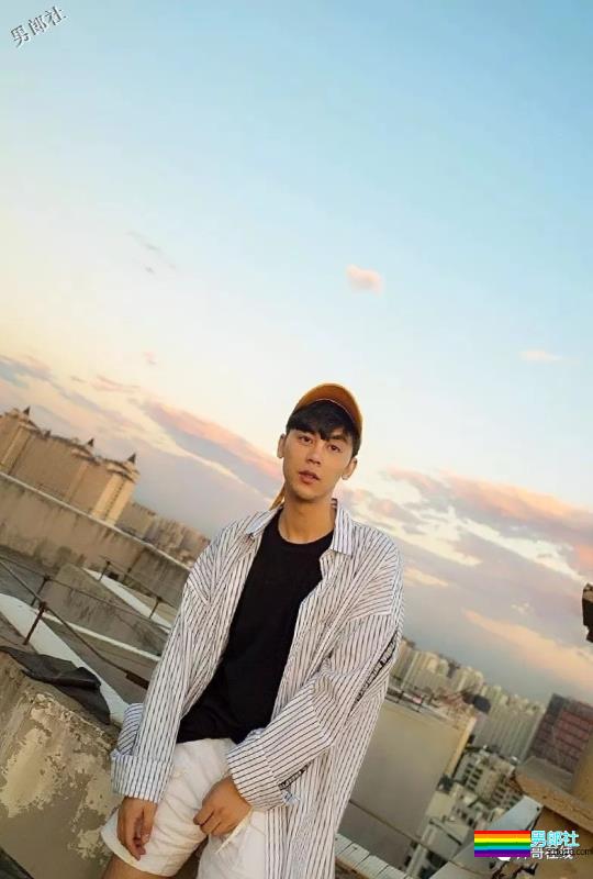 清爽干净的校草小哥哥,是你想相亲的男朋友吗? - 51虹马 清爽干净的校草小哥哥,是你想相亲的男朋友吗? - 51虹马