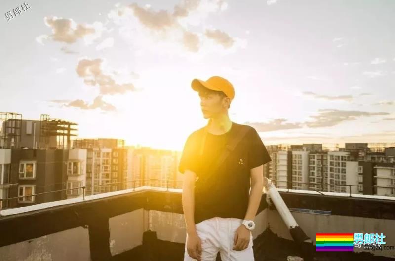 清爽干净的校草小哥哥,是你想相亲的男朋友吗? - 51虹马 清爽干净的校草小哥哥,是你想相亲的男朋友吗? - 51虹马