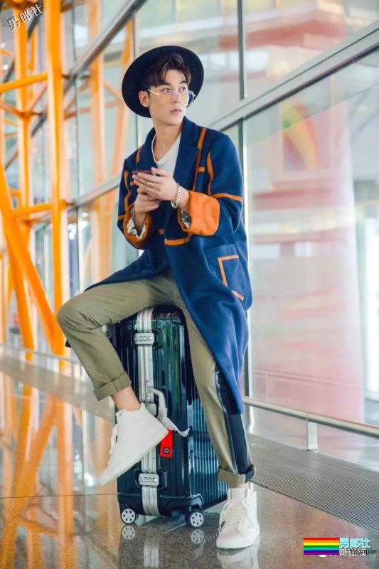 清爽干净的校草小哥哥，是你想相亲的男朋友吗？ - 51虹马