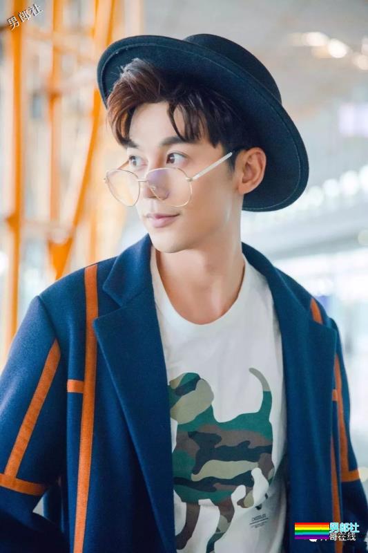 清爽干净的校草小哥哥,是你想相亲的男朋友吗? - 51虹马 清爽干净的校草小哥哥,是你想相亲的男朋友吗? - 51虹马