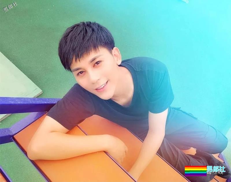 清爽干净的校草小哥哥,是你想相亲的男朋友吗? - 51虹马 清爽干净的校草小哥哥,是你想相亲的男朋友吗? - 51虹马