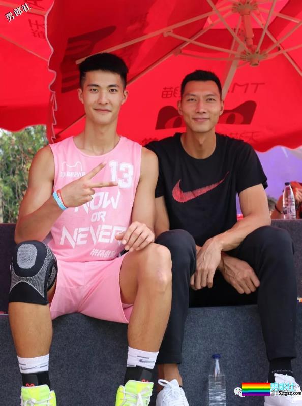 汕头大学篮球队颜值担当！2米05健身露内裤边 - 51虹马