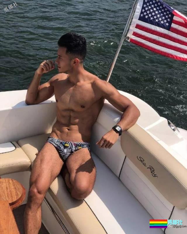 我愿意和这个男孩心连心，一起创造我们的小星星 - 51虹马