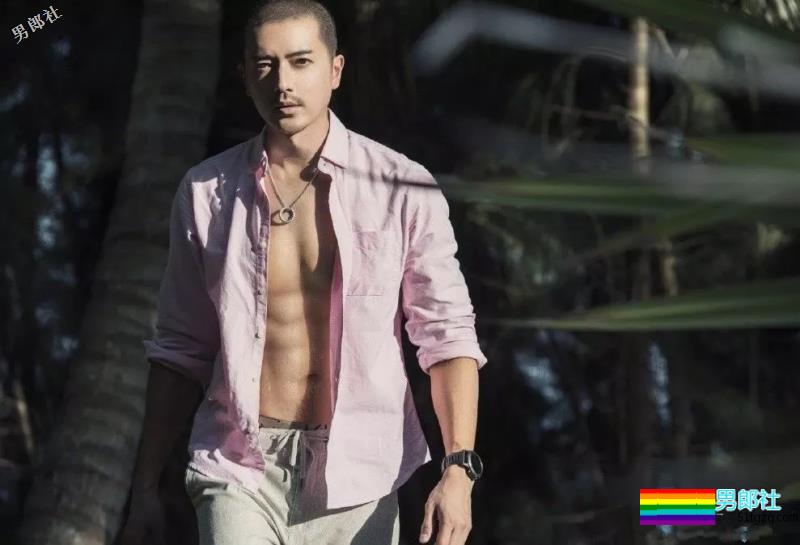 言承旭与寸头胡渣男同居？这个公狗腰肌肉男，我可以！ - 51虹马