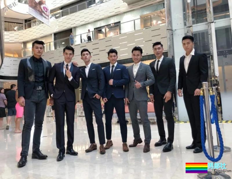 长相酷似宁泽涛，又和王浩然是好友，这个小狼狗私教的肌肉有点石更！ - 51虹马