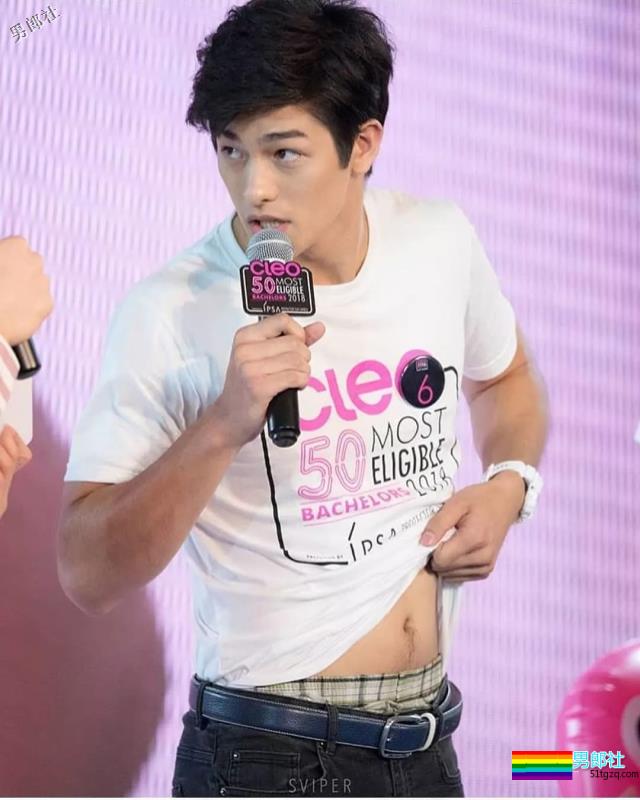 luck小奶狗天菜，屏里肌肉硬汉，屏外逗比天真浪漫！！ - 51虹马