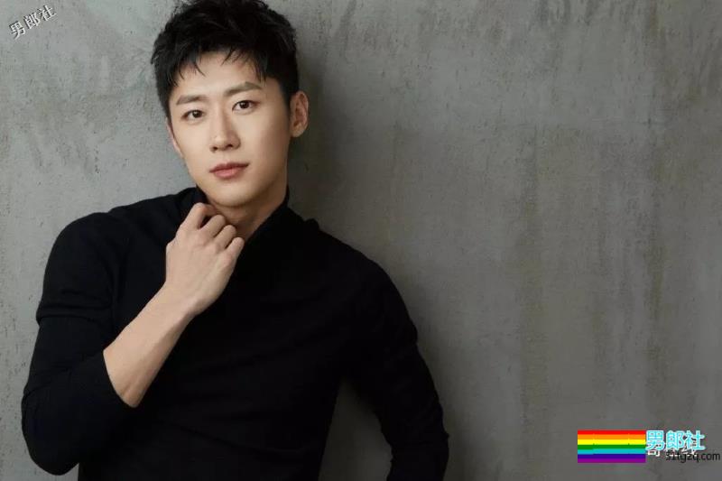 阳光小奶狗身材好到炸！八块腹肌抢镜，荷尔蒙爆棚超sexxy! - 51虹马