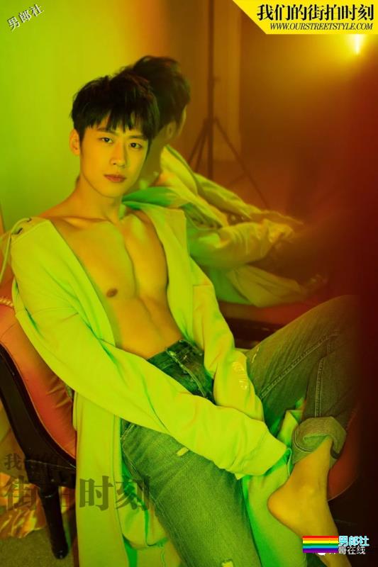 阳光小奶狗身材好到炸！八块腹肌抢镜，荷尔蒙爆棚超sexxy! - 51虹马