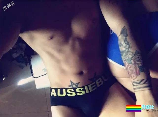 高颜鲜肉G圈男宠 完美胸腹肌性感到让你窒息 - 51虹马