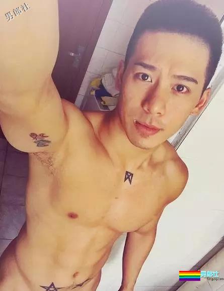 高颜鲜肉G圈男宠 完美胸腹肌性感到让你窒息 - 51虹马