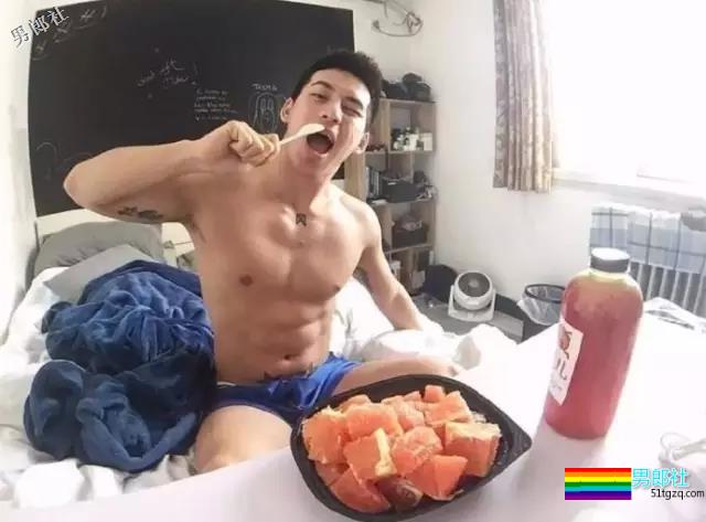 高颜鲜肉G圈男宠 完美胸腹肌性感到让你窒息 - 51虹马 高颜鲜肉G圈男宠 完美胸腹肌性感到让你窒息 - 51虹马