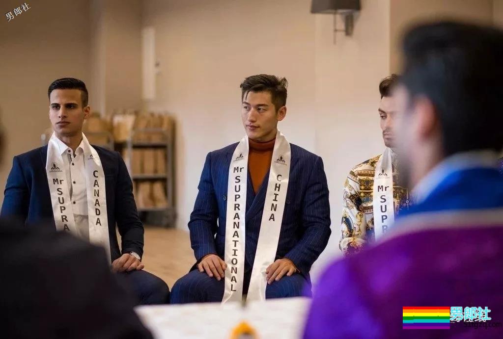 健硕肌肉男模泳池视频被疯传！大长腿公狗腰却没“大鼻子”红得快！ - 51虹马