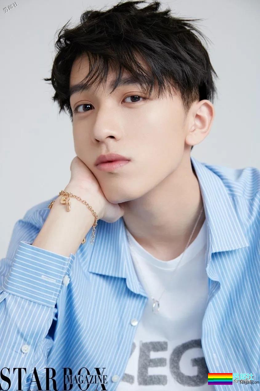 天生校草脸，气质清新又清涩的小哥哥！ - 51虹马