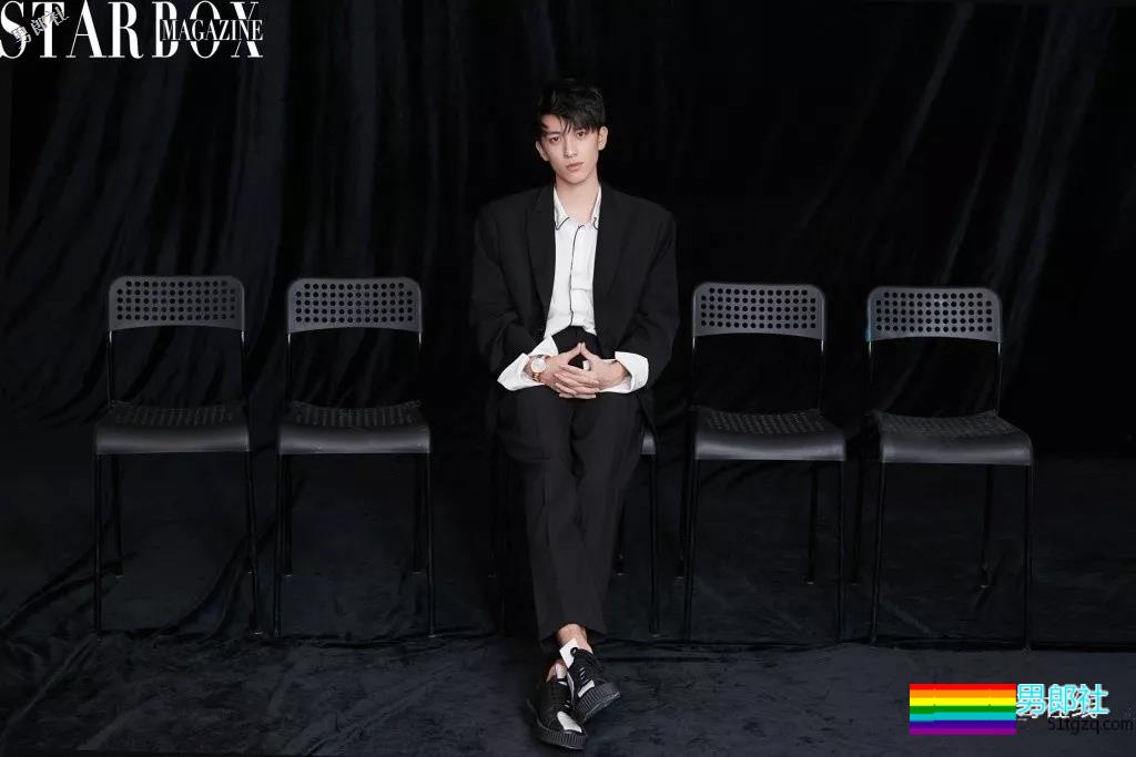 天生校草脸，气质清新又清涩的小哥哥！ - 51虹马