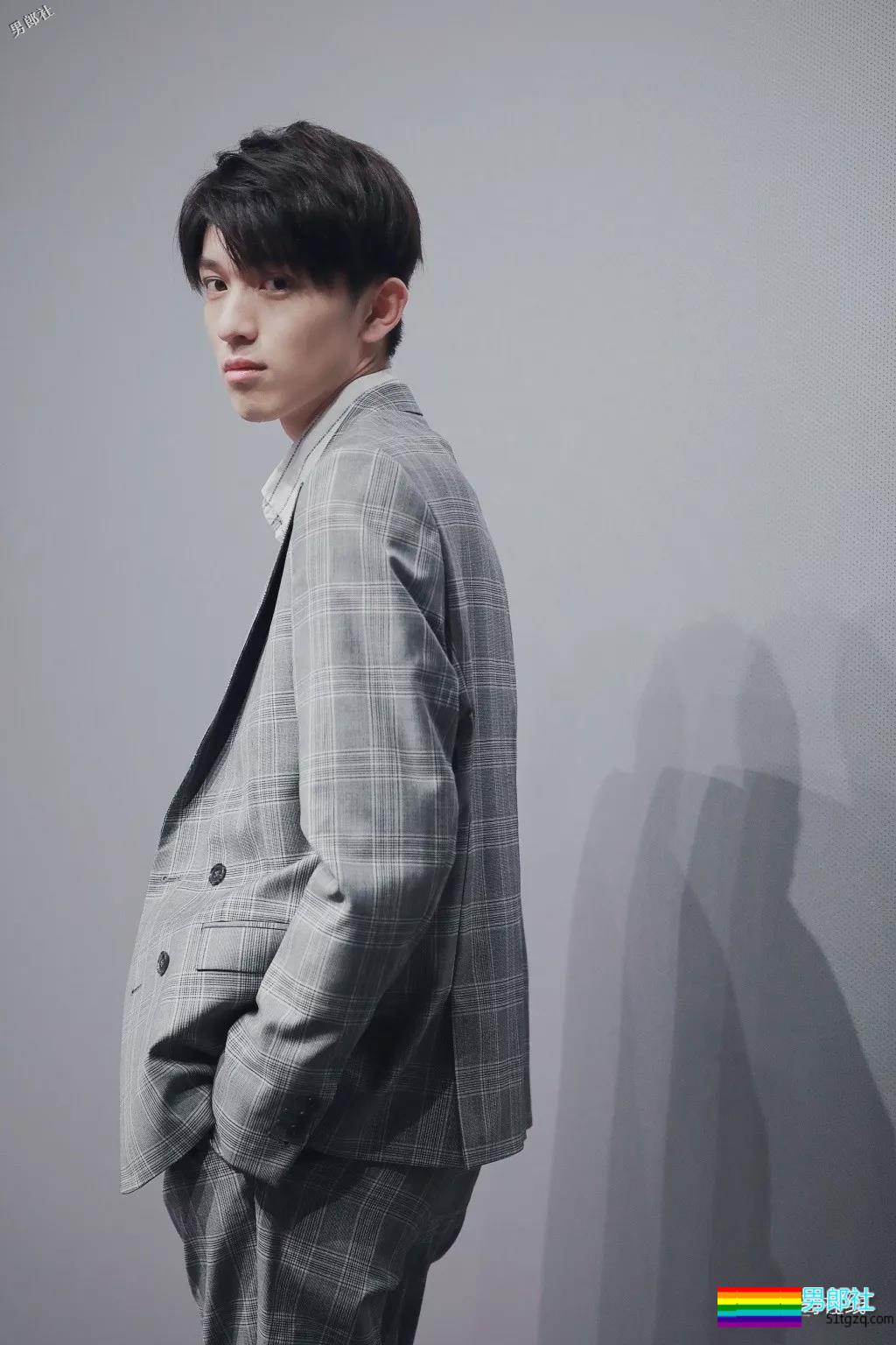 天生校草脸，气质清新又清涩的小哥哥！ - 51虹马