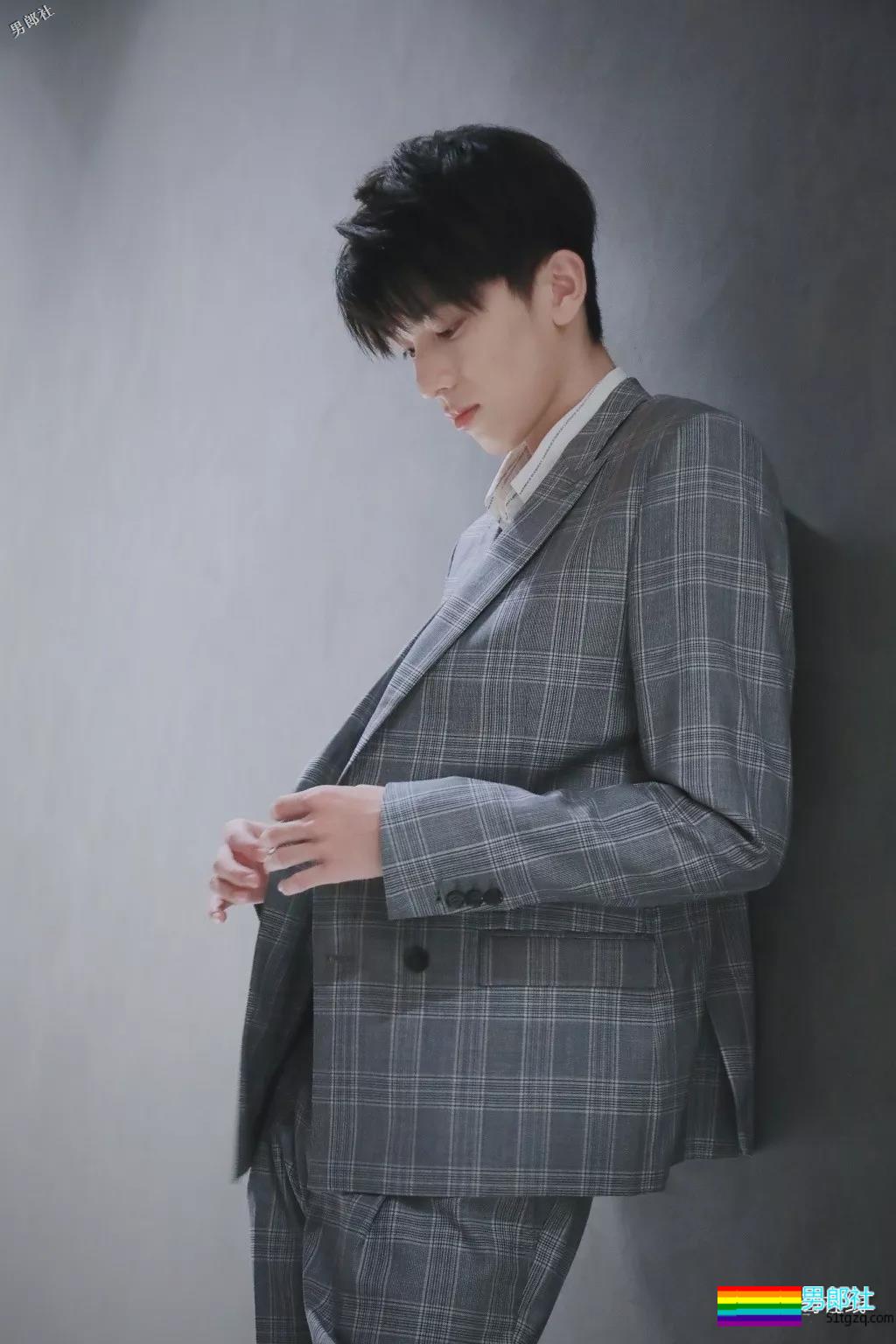 天生校草脸，气质清新又清涩的小哥哥！ - 51虹马