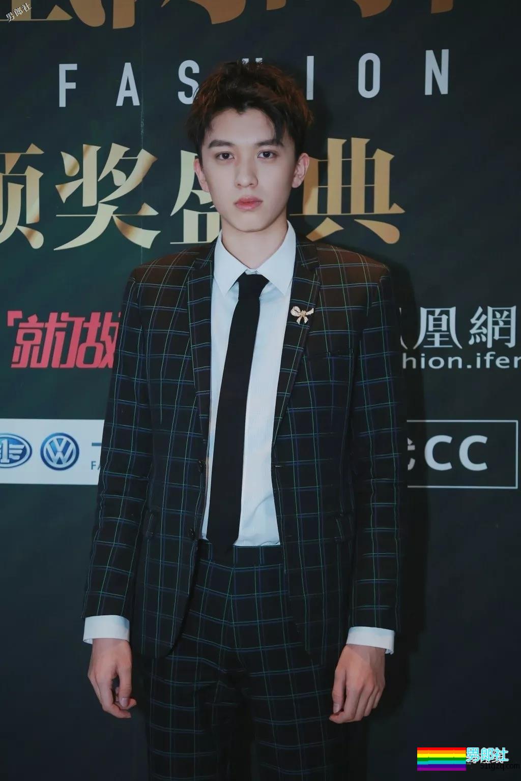 天生校草脸，气质清新又清涩的小哥哥！ - 51虹马