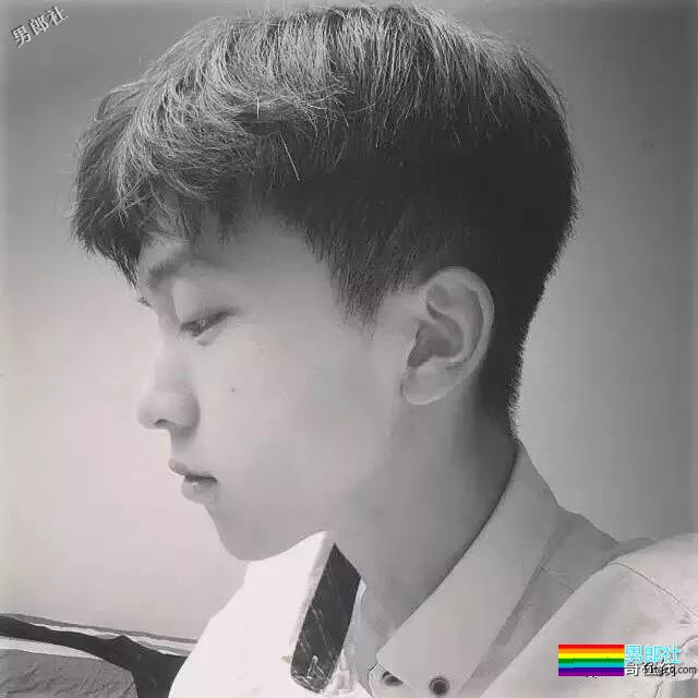 天生校草脸，气质清新又清涩的小哥哥！ - 51虹马