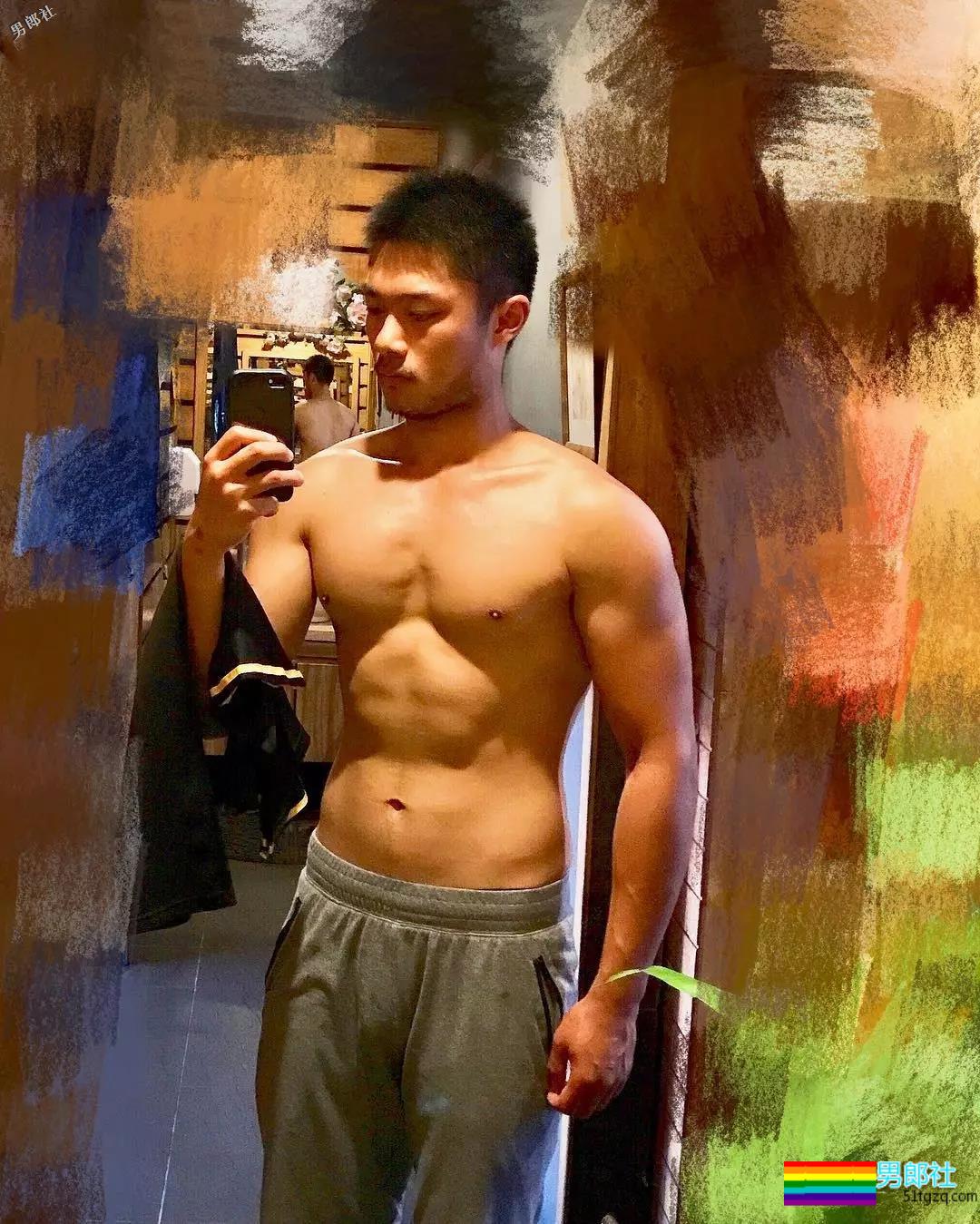 湾湾忠犬消防肌肉男神似岛国片男1，渴望下海-51虹马