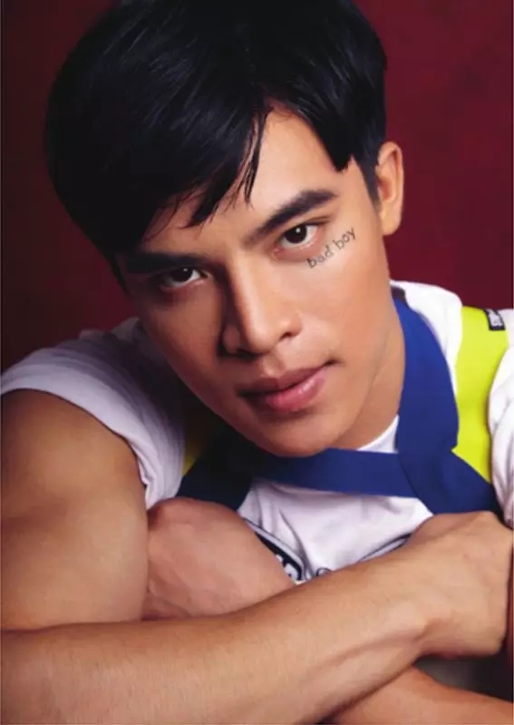 昨天和男友玩粗爆 居然肛烈了 - 51虹马