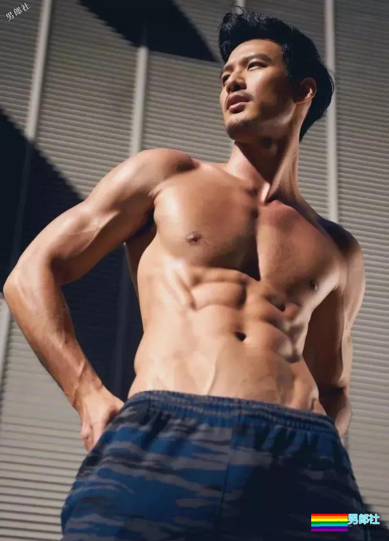 谁说中国男人不性感，是你没有认识他! - 51虹马