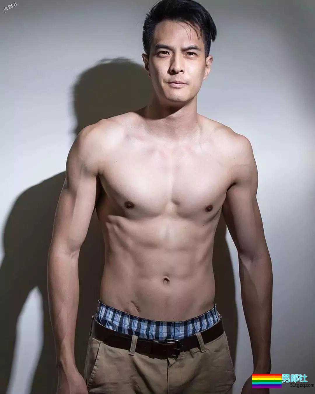 谁说中国男人不性感，是你没有认识他! - 51虹马