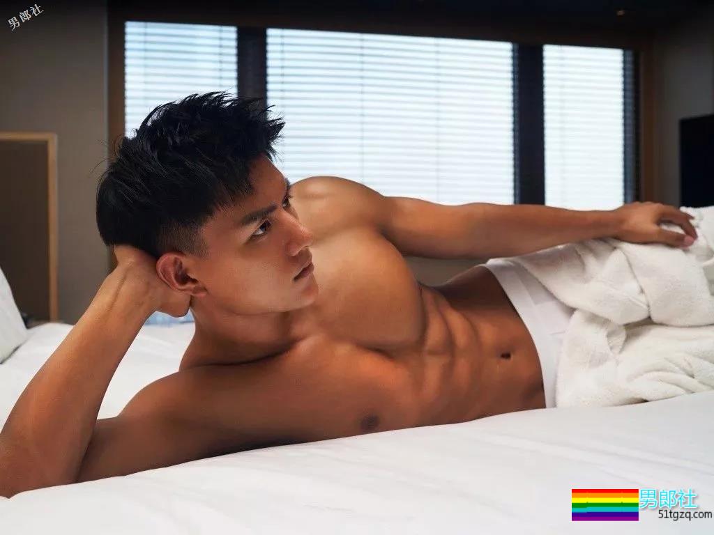 北体大校草+天菜私教+退役小哥+地铁“大”物帅哥，一萝筐神仙好肉体，看花了眼！ - 51虹马