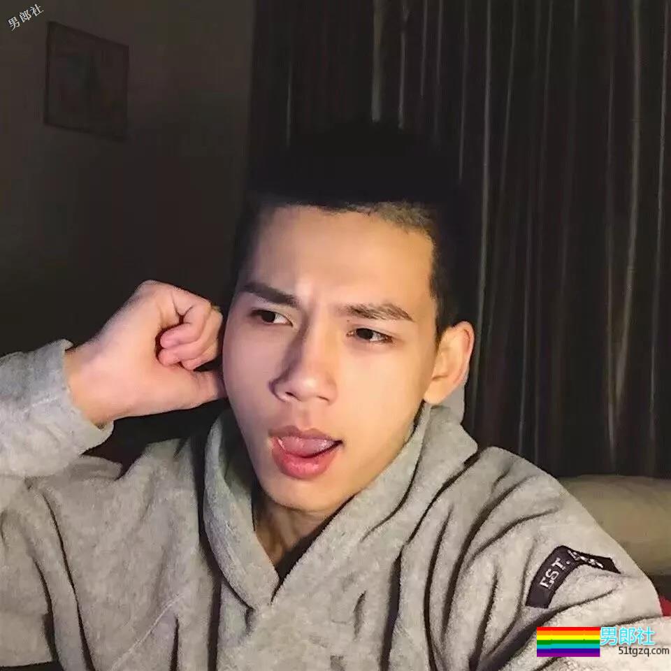 北体大校草+天菜私教+退役小哥+地铁“大”物帅哥，一萝筐神仙好肉体，看花了眼！ - 51虹马