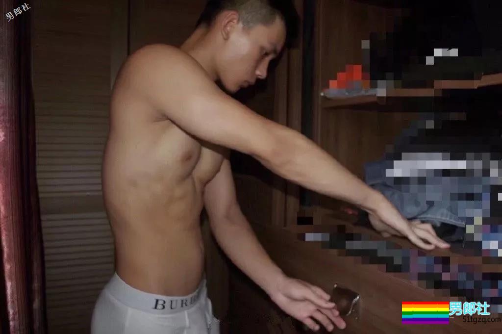 北体大校草+天菜私教+退役小哥+地铁“大”物帅哥，一萝筐神仙好肉体，看花了眼！ - 51虹马