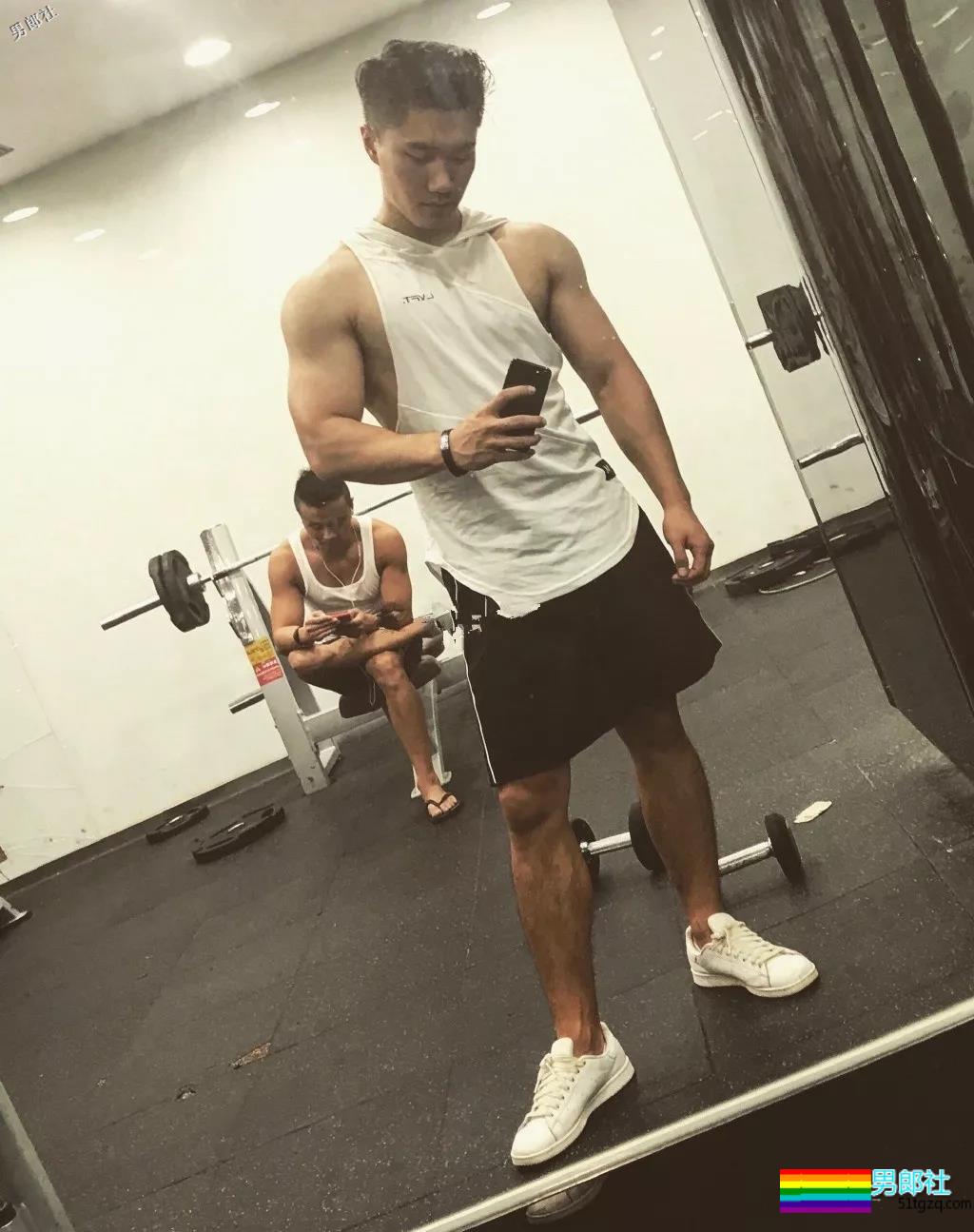 北体大校草+天菜私教+退役小哥+地铁“大”物帅哥，一萝筐神仙好肉体，看花了眼！ - 51虹马