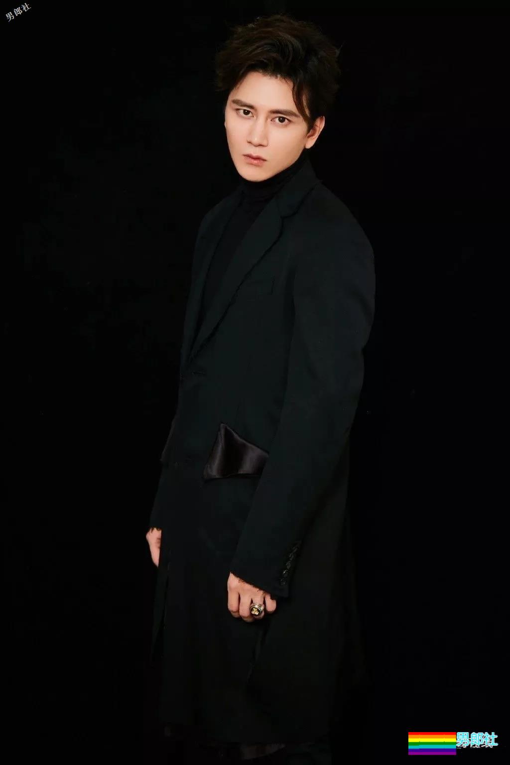 靠腱子肉走红的COOL GUY冠军被质疑整容，小狼狗用一身荷尔蒙实在圈粉！ - 51虹马