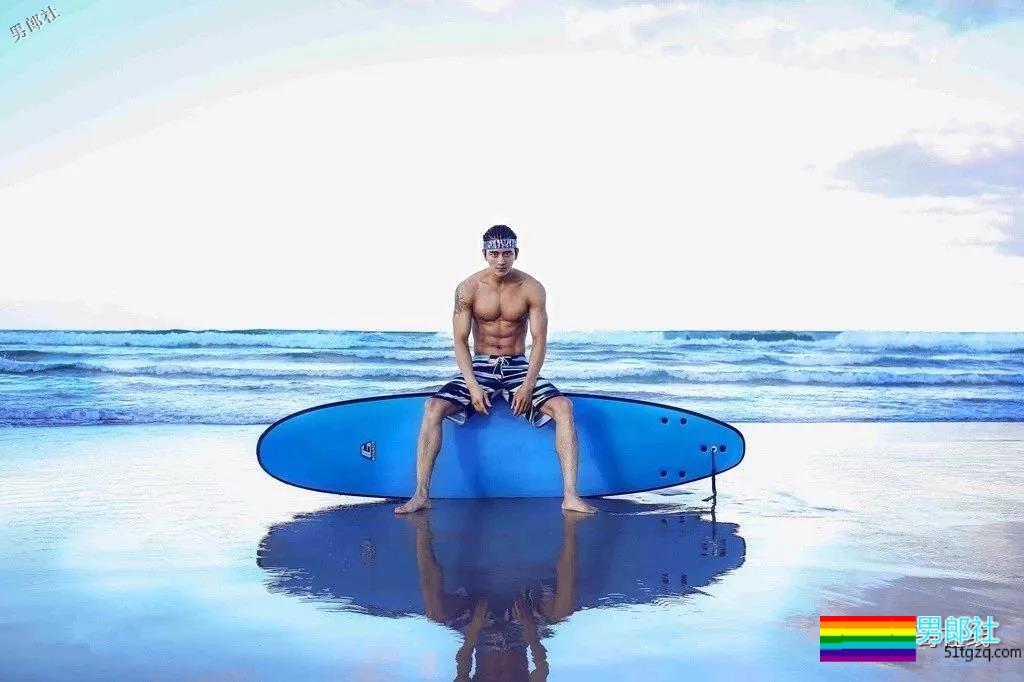 靠腱子肉走红的COOL GUY冠军被质疑整容，小狼狗用一身荷尔蒙实在圈粉！ - 51虹马