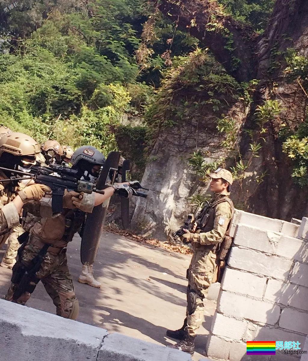 靠腱子肉走红的COOL GUY冠军被质疑整容，小狼狗用一身荷尔蒙实在圈粉！ - 51虹马