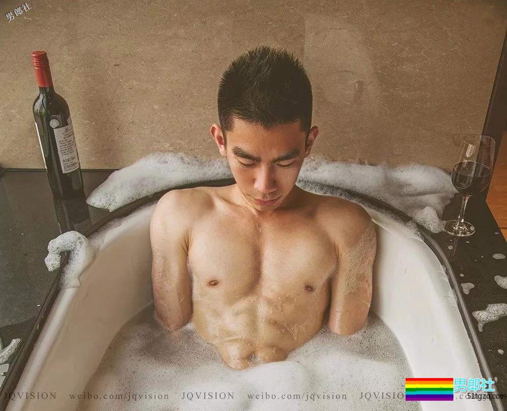 这是谁？长的糙帅，脾气又好，还很被动！ - 51虹马