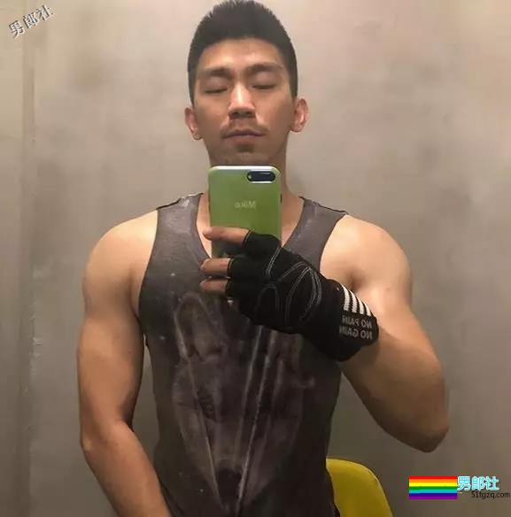 这是谁？长的糙帅，脾气又好，还很被动！ - 51虹马