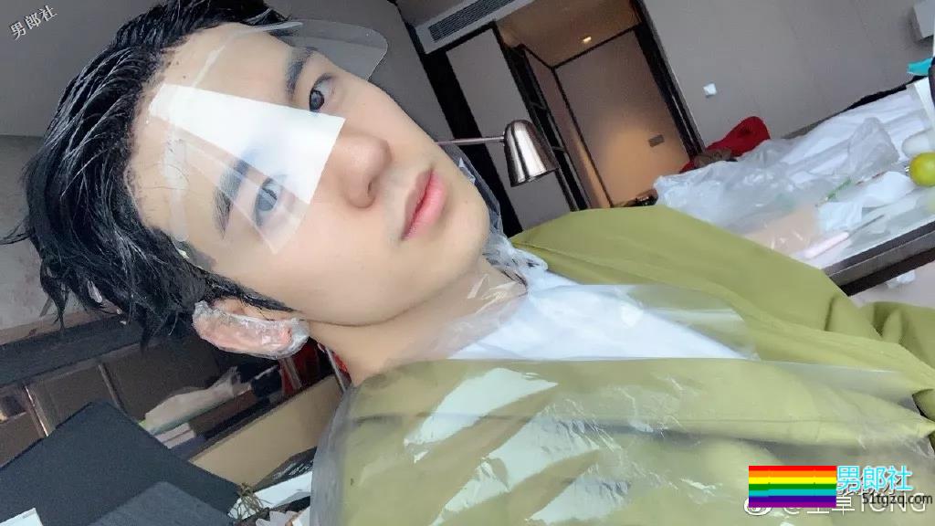 这些综艺上出现的男孩儿，我都很可以！有一个还被传是gay！ - 51虹马