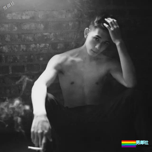 拥有冷酷禁欲脸的日本男模，我想温暖他的心！ - 51虹马