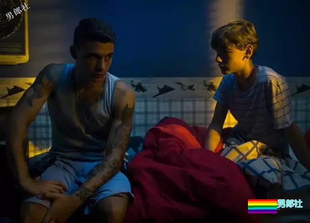 少年友谊下的暧昧情愫、同性情侣目睹杀人现场。。。 - 51虹马