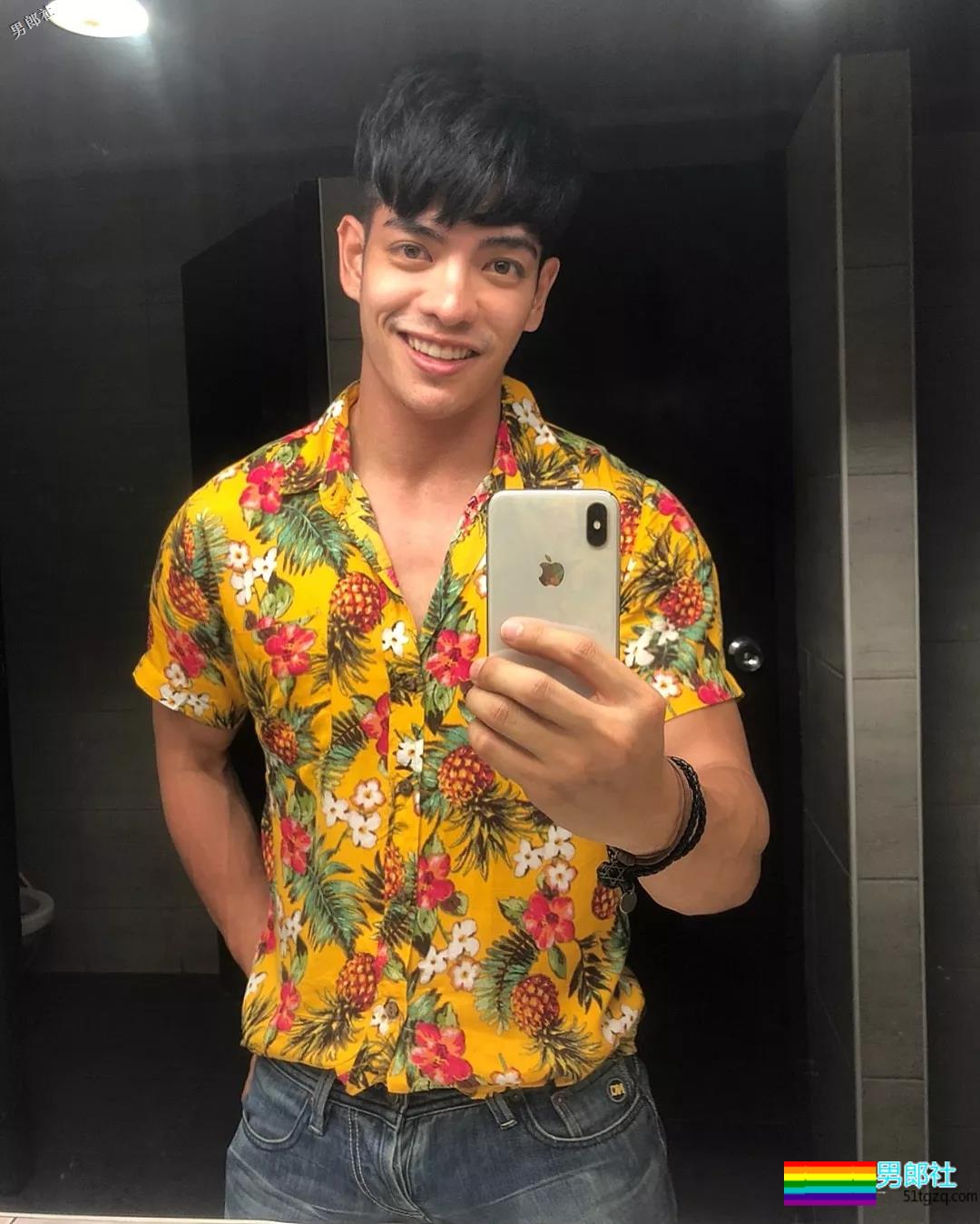 惨！鼻子再大也架不住被黑！筋肉网红遭P图…… - 51虹马