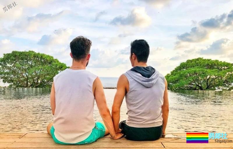 名媛李小兵与外国男友秀恩爱，网盘视频曾火爆网络 - 51虹马