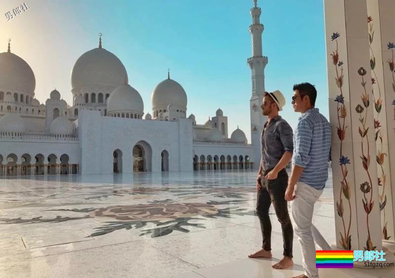 名媛李小兵与外国男友秀恩爱，网盘视频曾火爆网络 - 51虹马