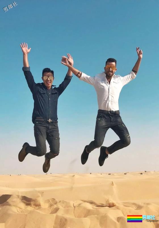 名媛李小兵与外国男友秀恩爱，网盘视频曾火爆网络 - 51虹马